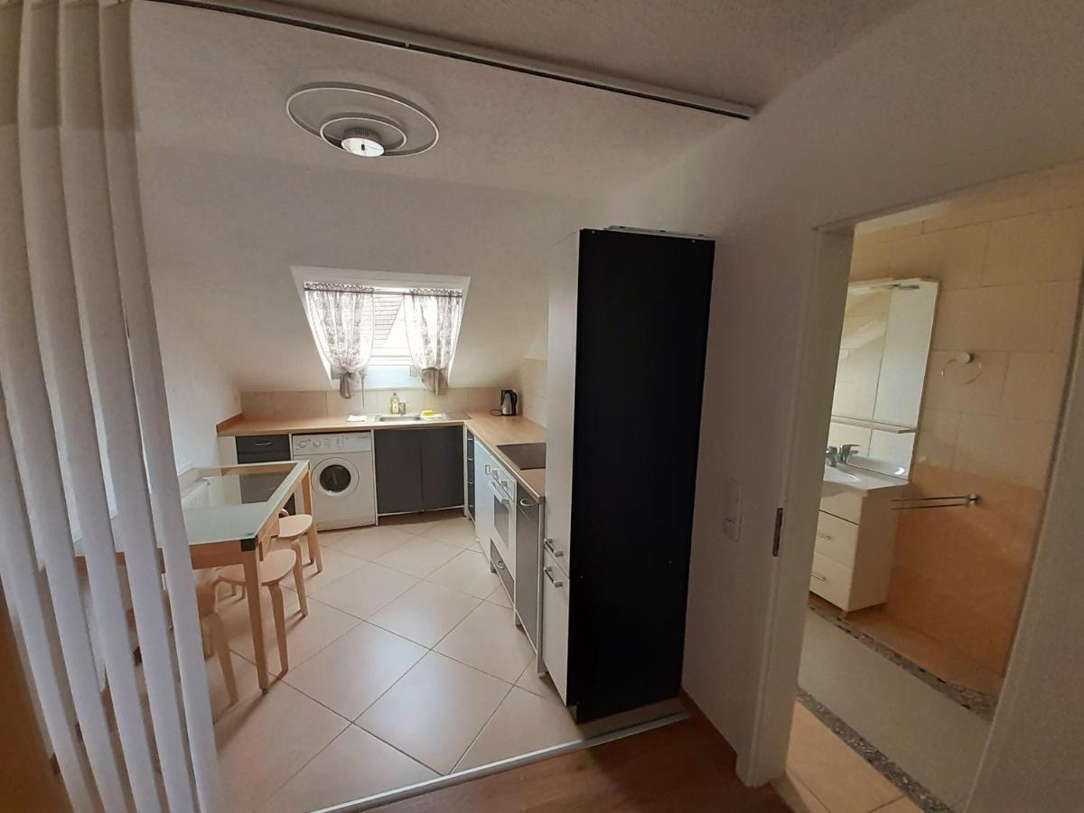 Apartment City Metzingen Ройтлинген Экстерьер фото